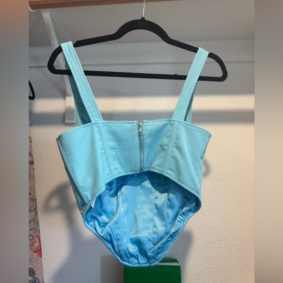 Bardot Top from Revolve - worn twice! - Picture 5 of 7